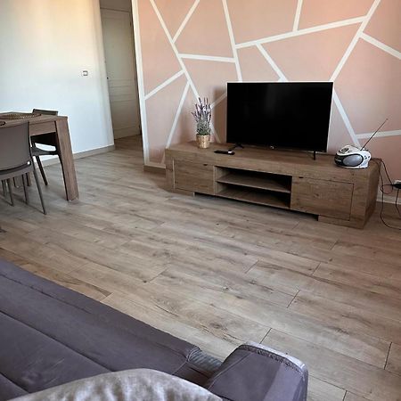 My House Apartment Roddino Екстериор снимка